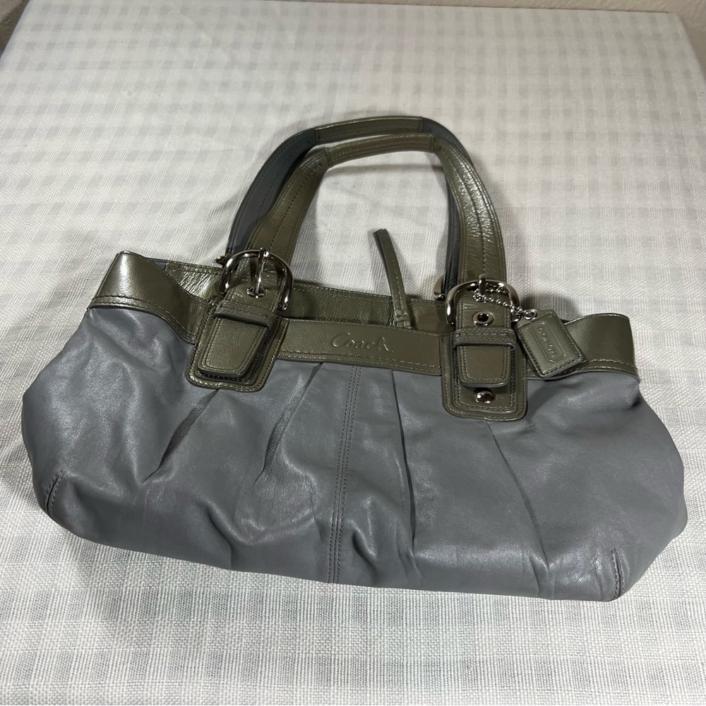 Coach Soho Shoulder Bag Gray Leather Pleated Purse Handbag Satchel F13732